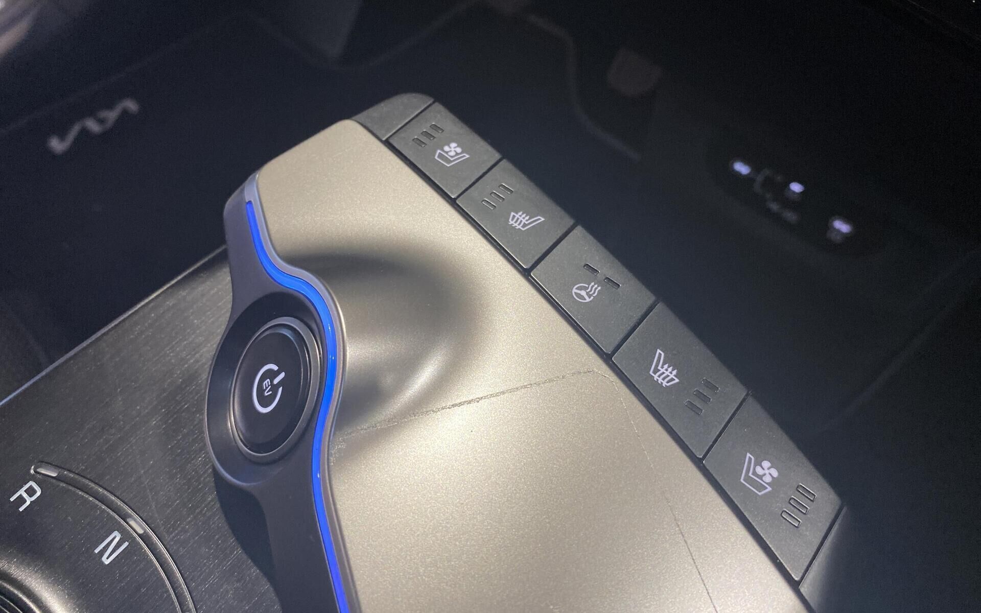 Hvid Kia EV6 fra 2025