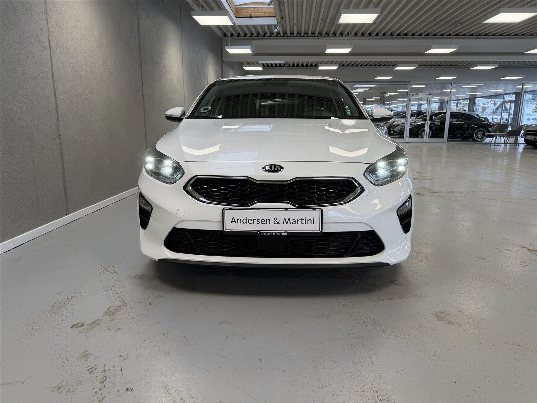 Kia Ceed 1,4 T-GDI Intro Edition 140HK 5d 6g