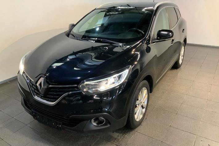Sort Renault Kadjar fra 2017 set udefra