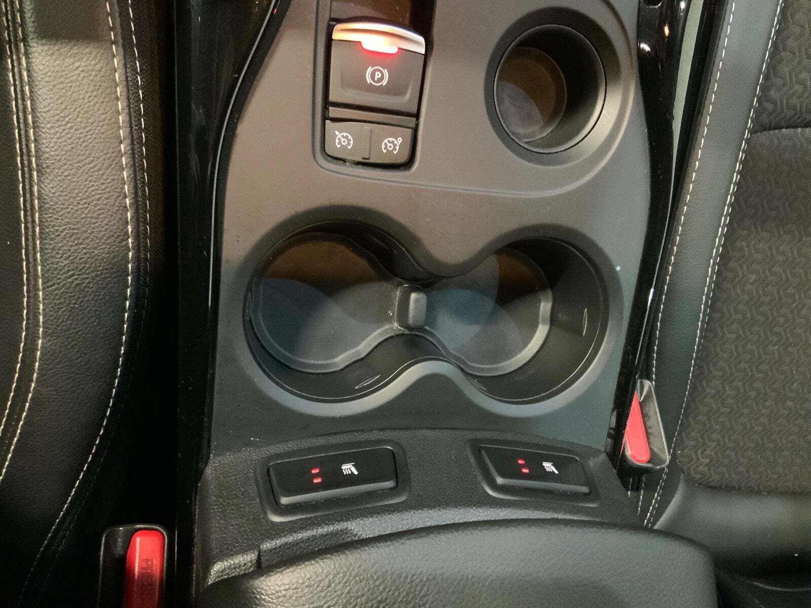 Sort Renault Kadjar fra 2017