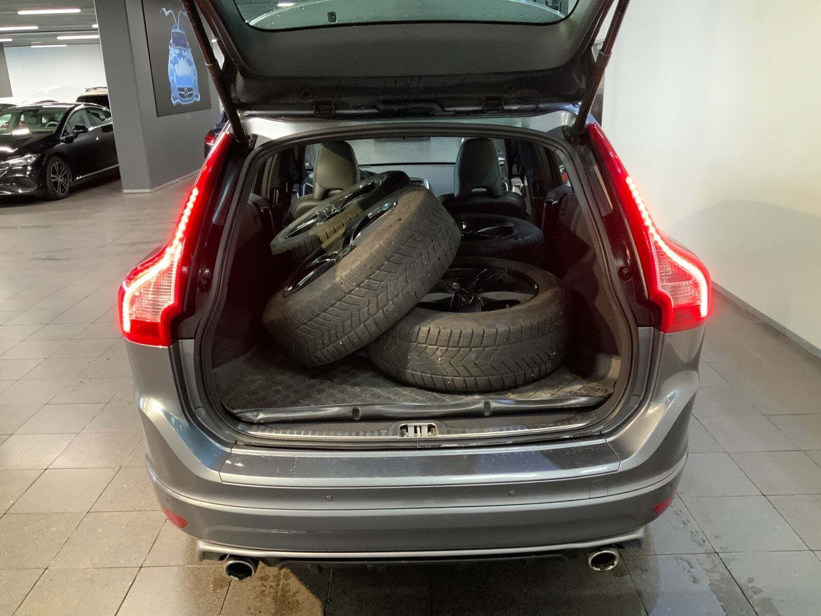 Volvo XC60 2,0 D4 190 R-Design aut.