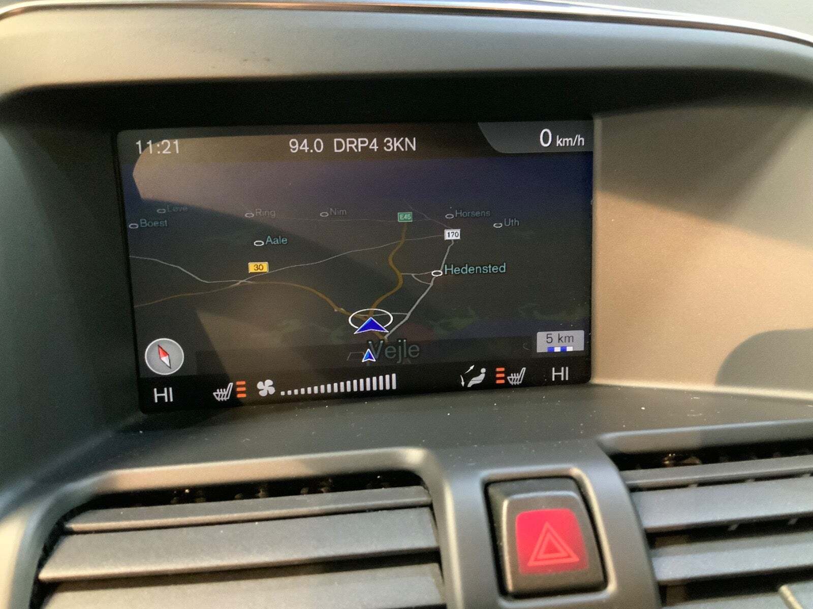 Grå Volvo XC60 fra 2017