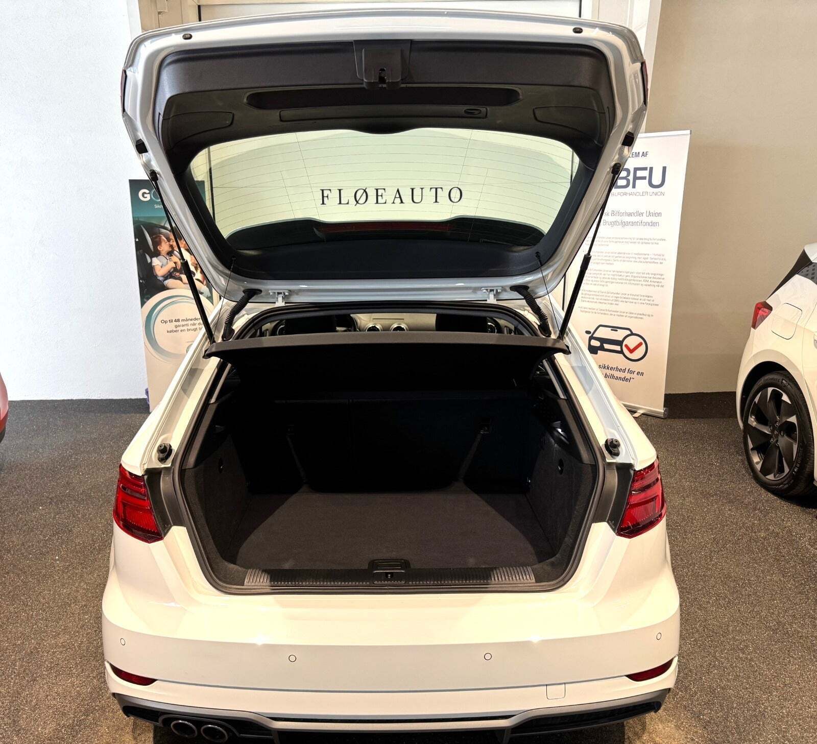 Hvid Audi A3 fra 2020