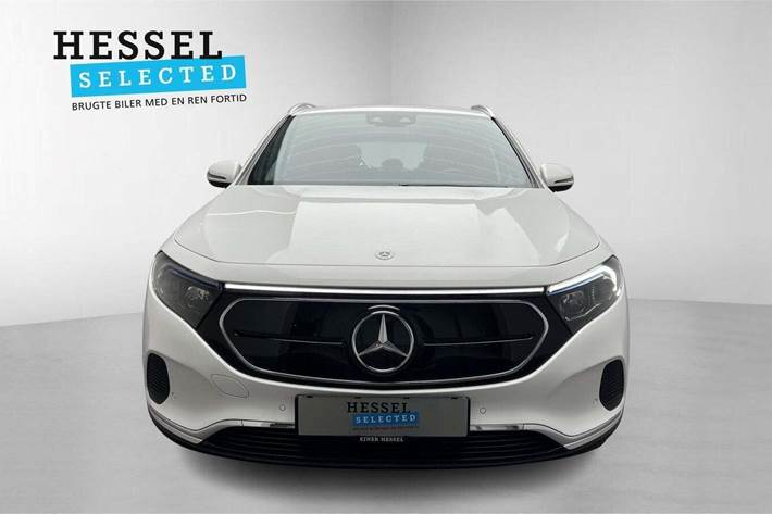 Hvid Mercedes EQA250 fra 2023