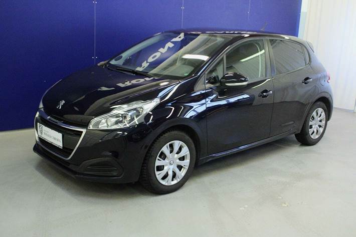 Blå Peugeot 208 fra 2017