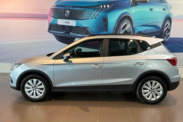 Sølv Seat Arona fra 2021