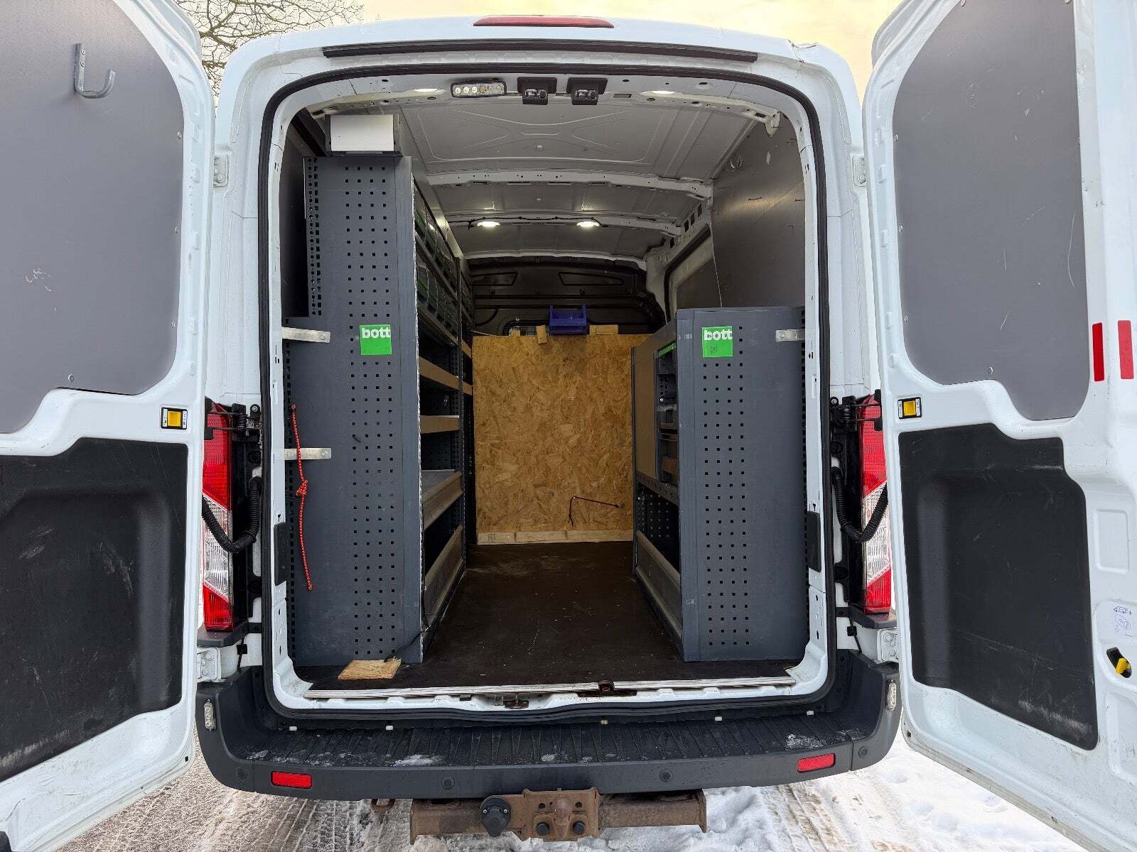 Ford Transit 350 L2 Van 2,0 TDCi 130 Trend H2 FWD