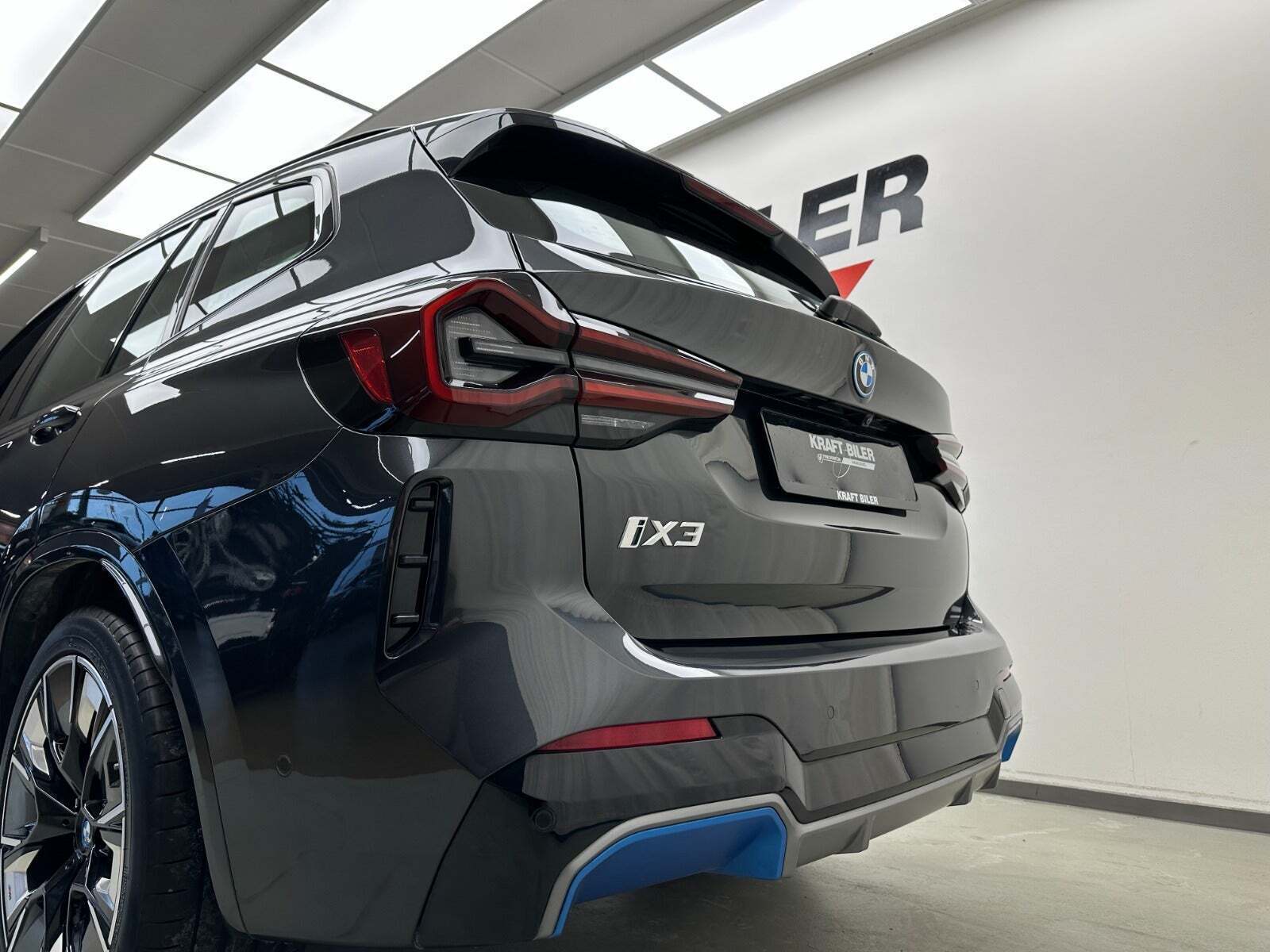 BMW iX3 Charged M-Sport