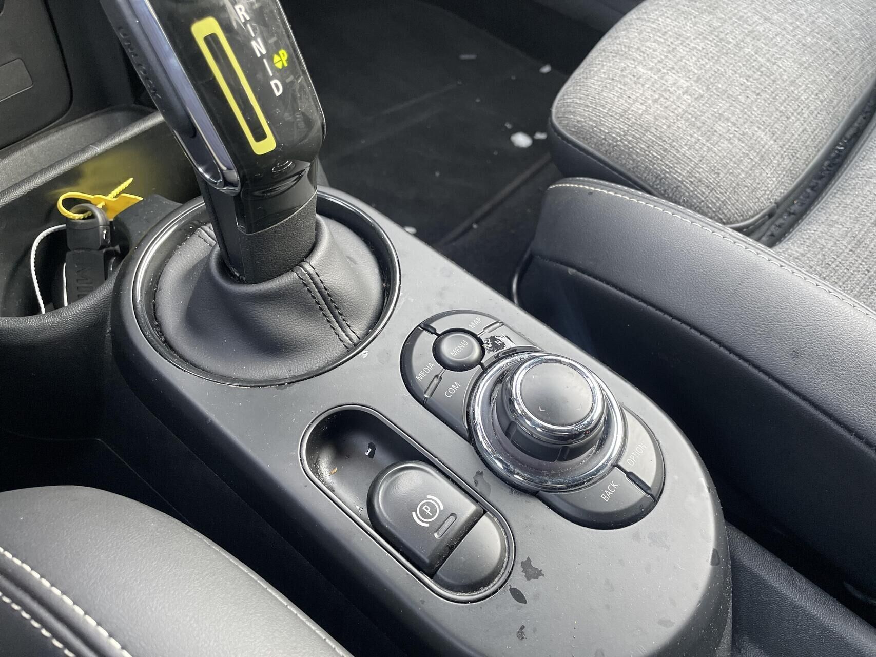 Grøn Mini Cooper fra 2022