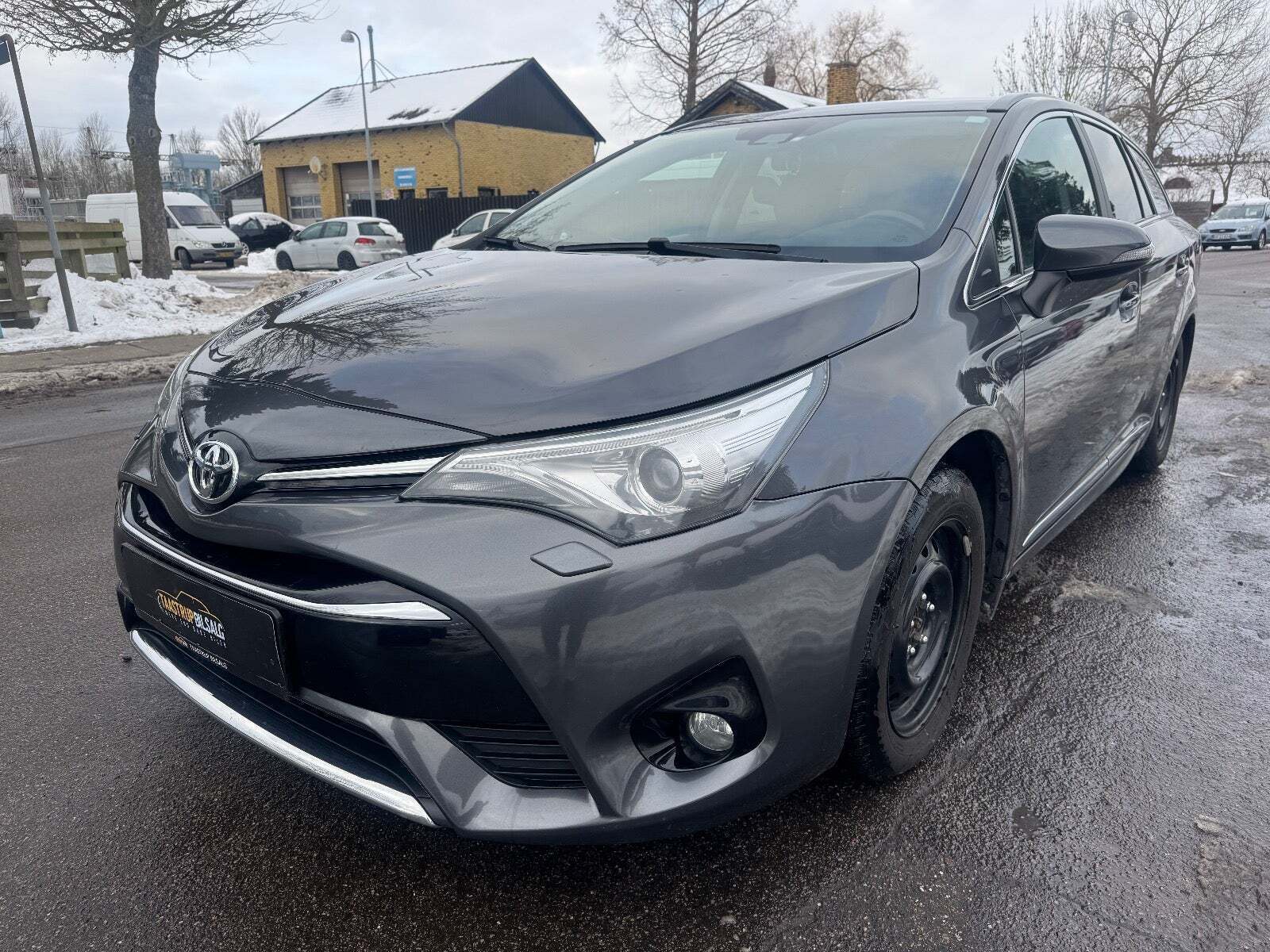 Toyota Avensis 1,8 VVT-i T2 Premium Touring Sports MDS