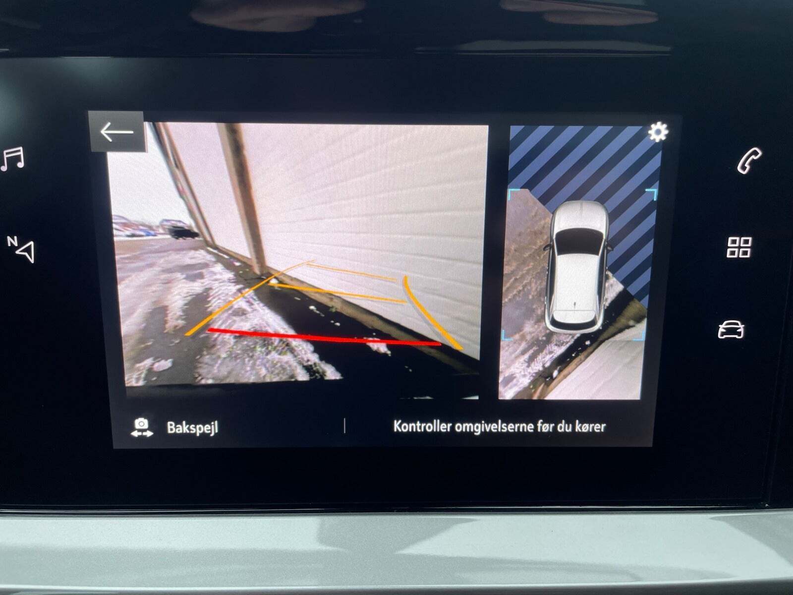 Grøn Opel Mokka-e fra 2023