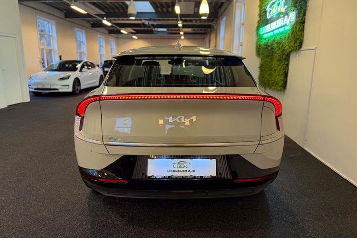 Hvid Kia EV6 fra 2023