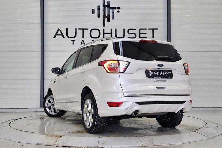 Hvid Ford Kuga fra 2017