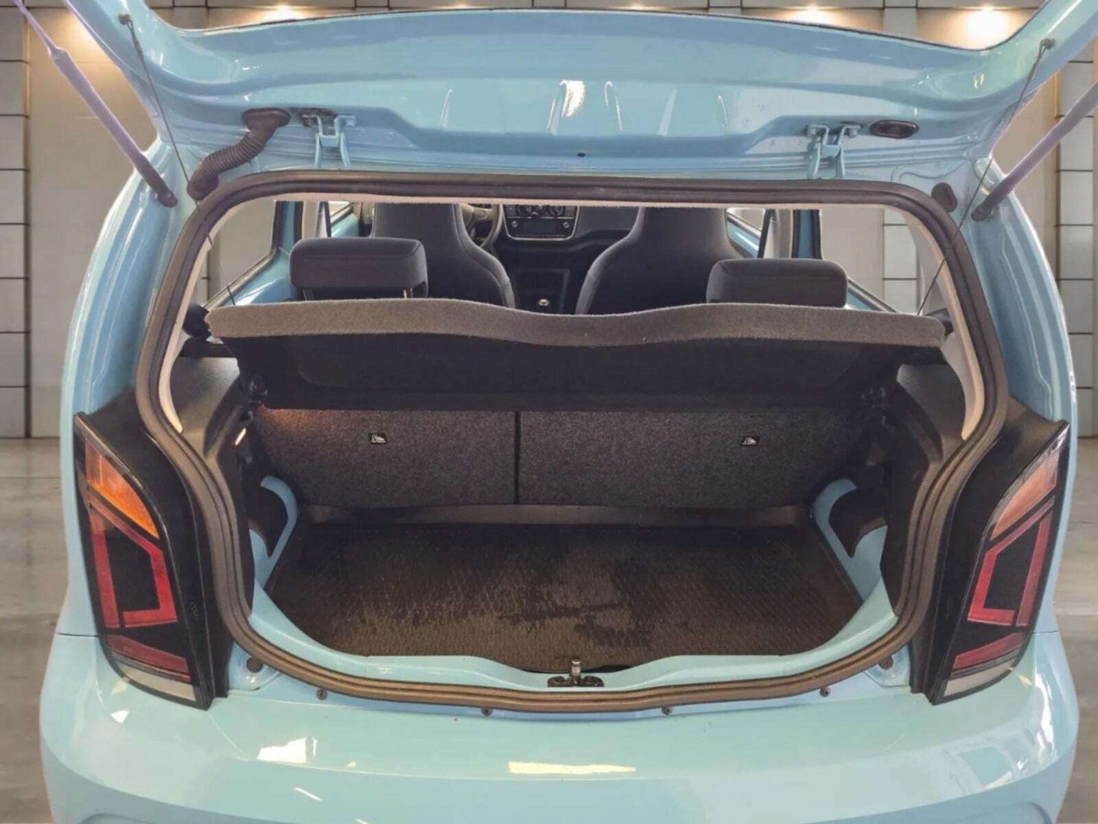 Blå VW UP! fra 2018