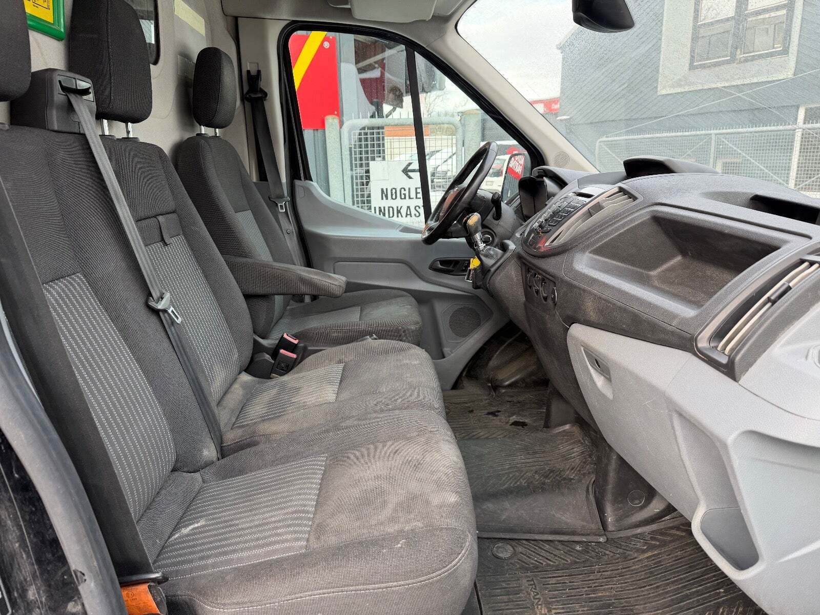 Ford Transit 350 L2 Van 2,0 TDCi 130 Trend H2 FWD