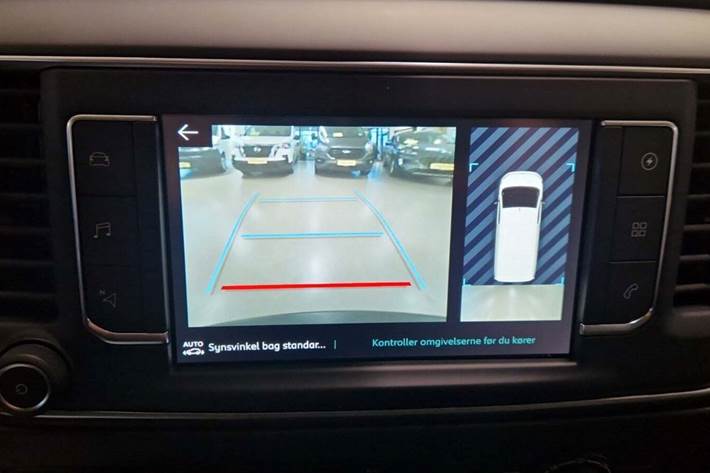 Hvid Citroën e-Jumpy fra 2023 set indefra