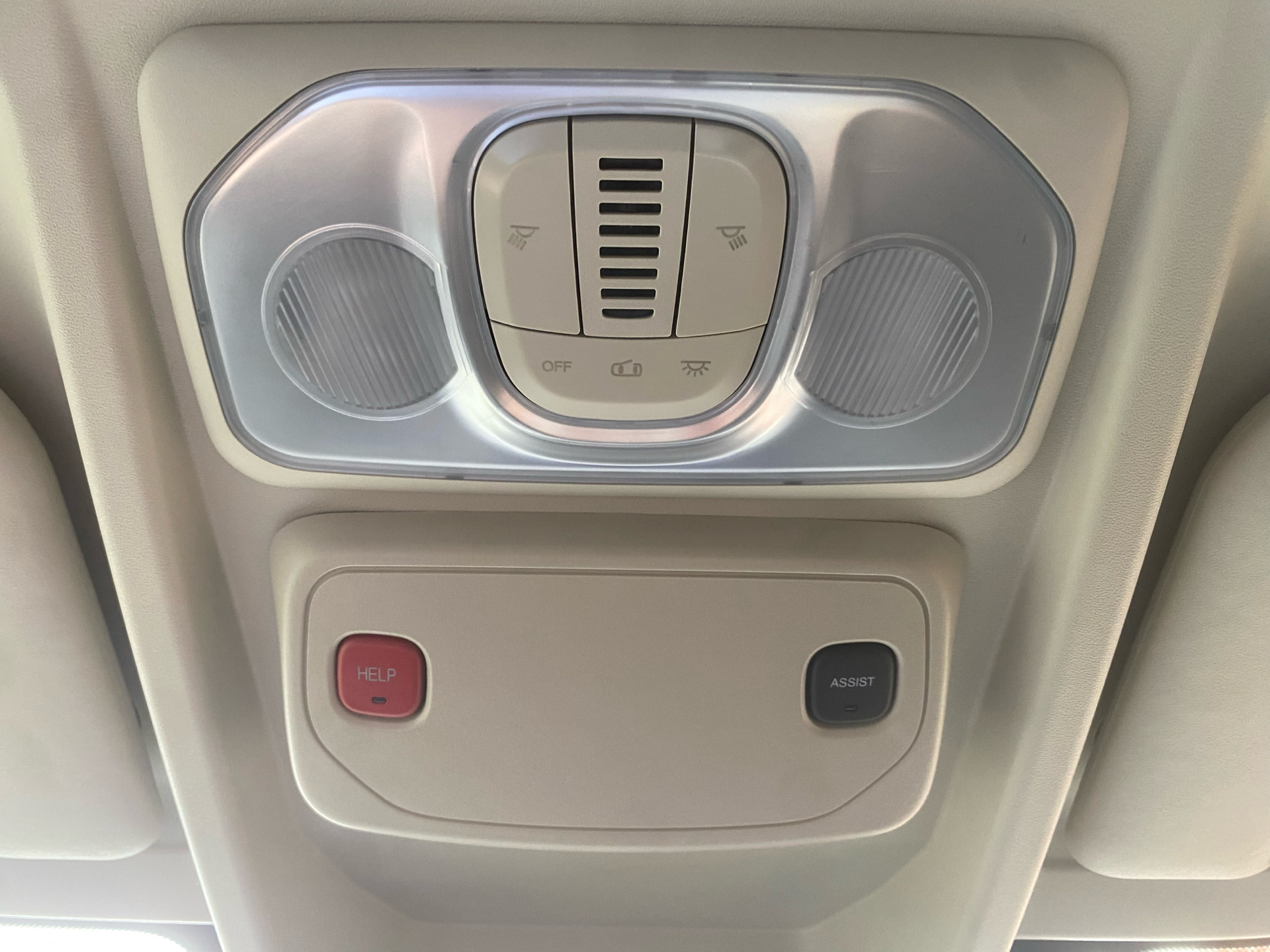 Hvid Fiat E-Ducato fra 2025