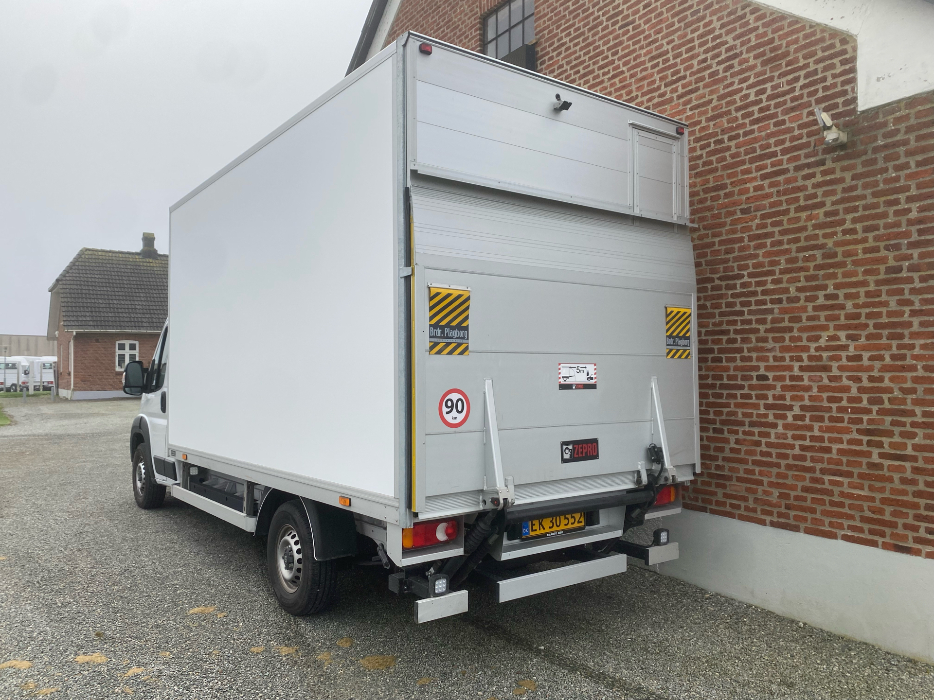 Fiat E-Ducato 40M L3 EL Pro 279HK Ladv./Chas. Aut.