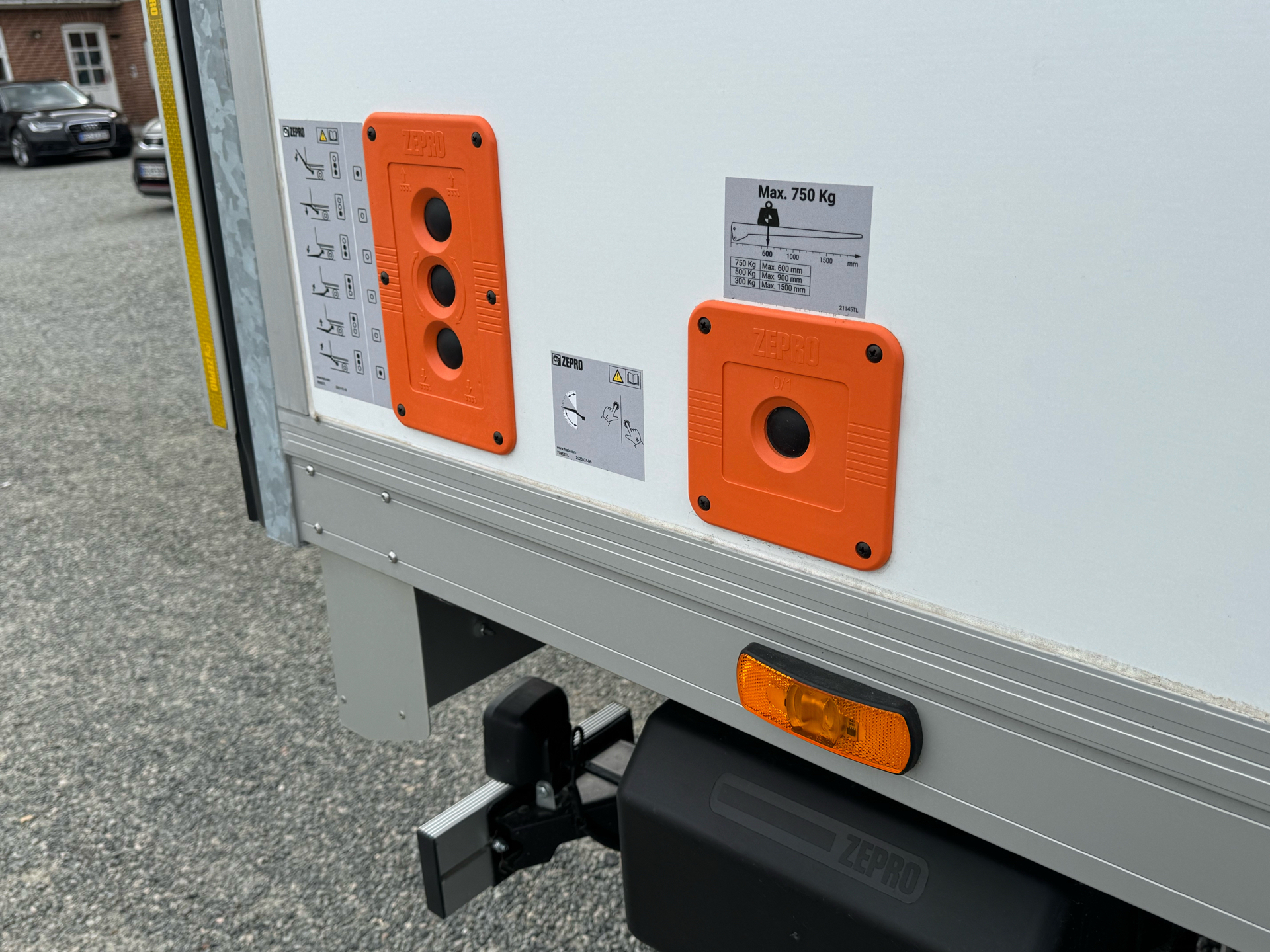 Hvid Opel Movano fra 2025