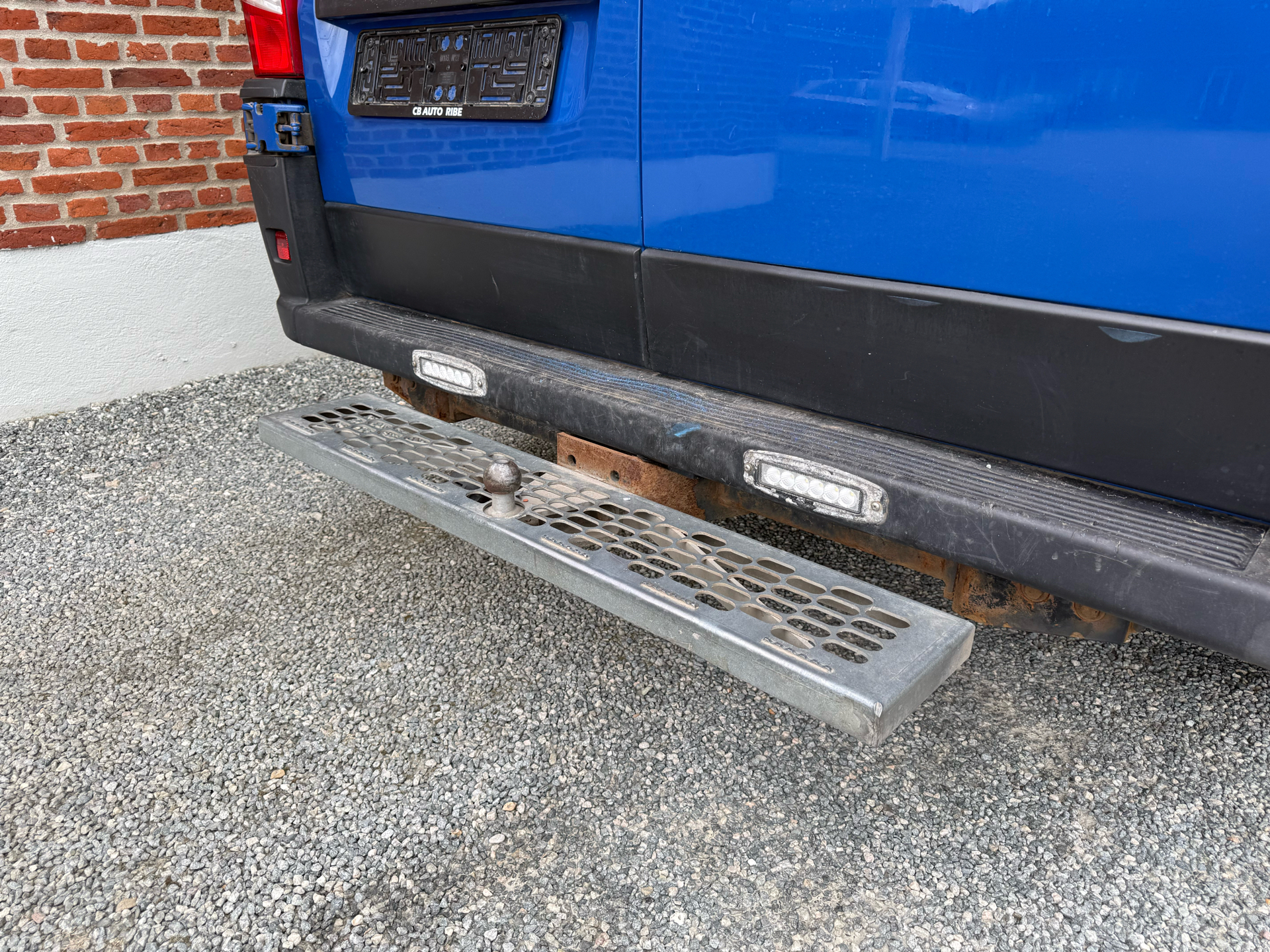 Blå Fiat Ducato fra 2020