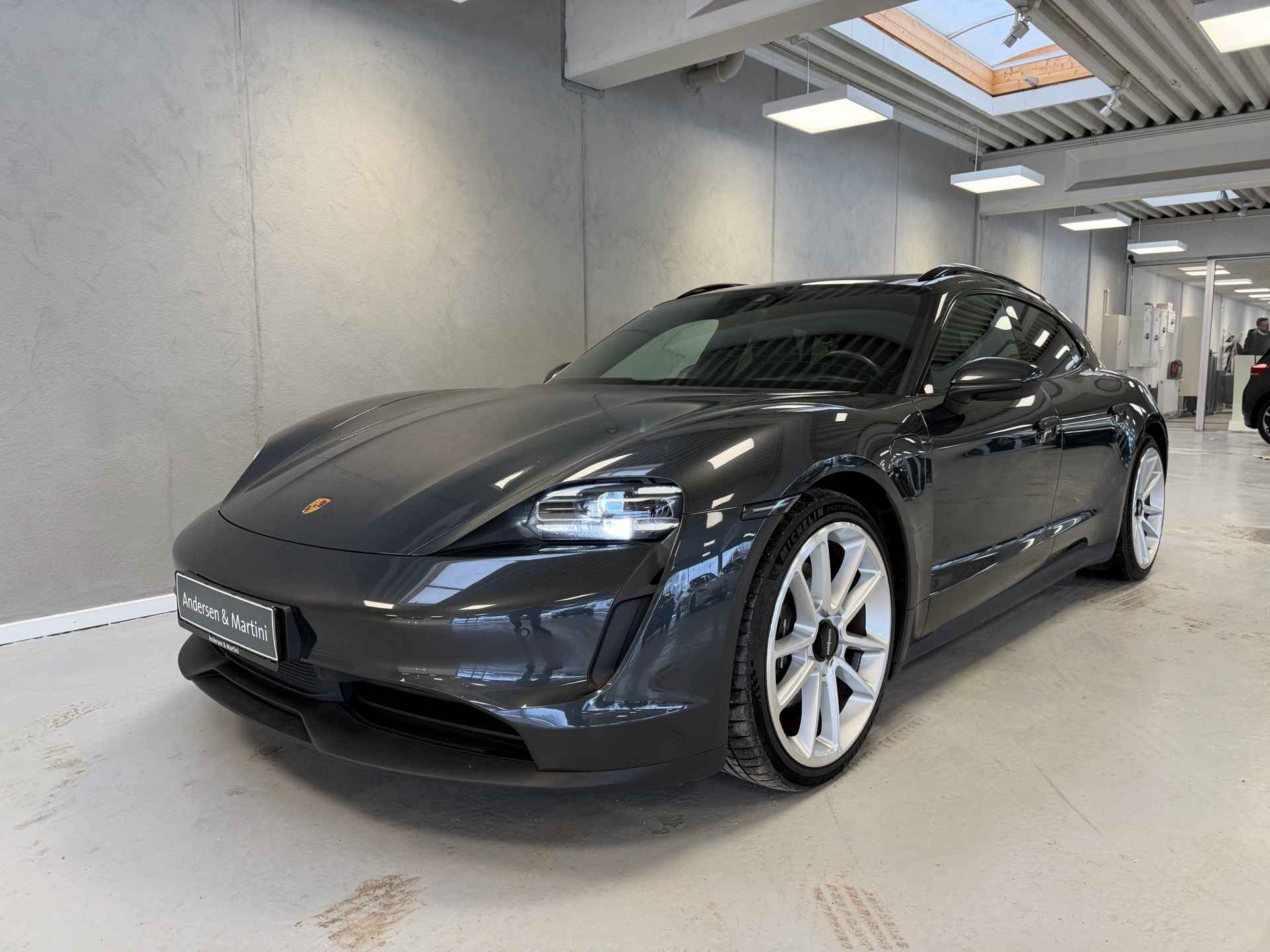 Porsche Taycan Sport Turismo EL Performance + 380HK Stc Aut.