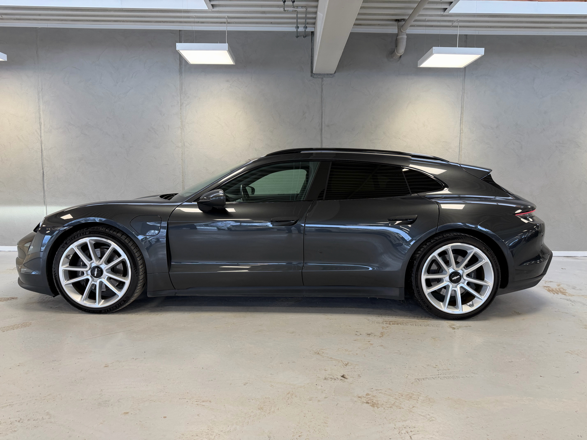Porsche Taycan Sport Turismo EL Performance + 380HK Stc Aut.
