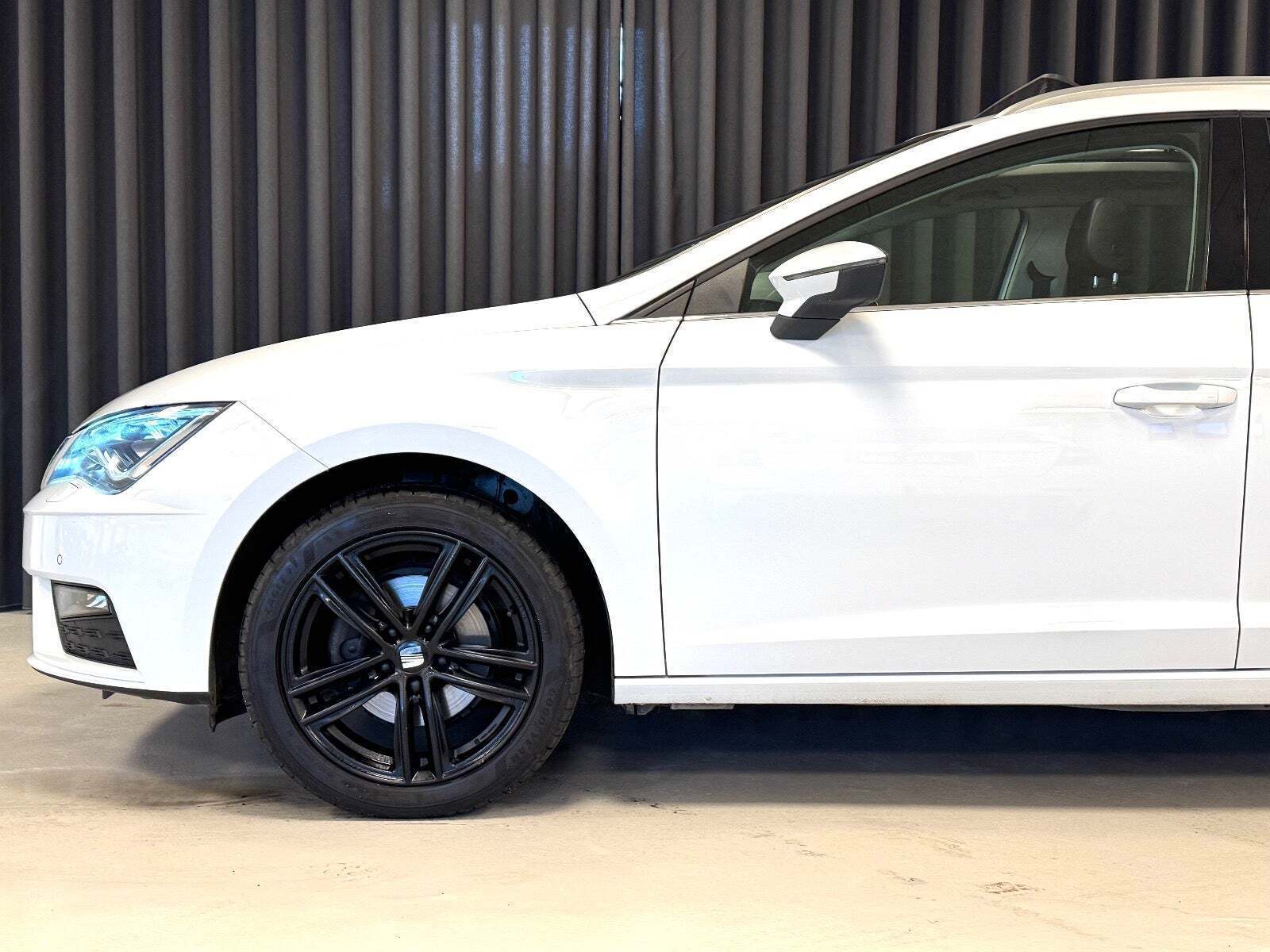 Hvid Seat Leon fra 2020