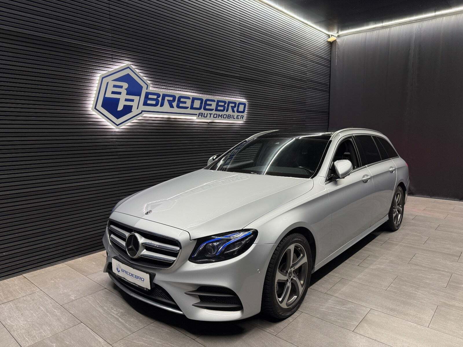 Mercedes E220 d 2,0 AMG Line stc. aut. 4Matic