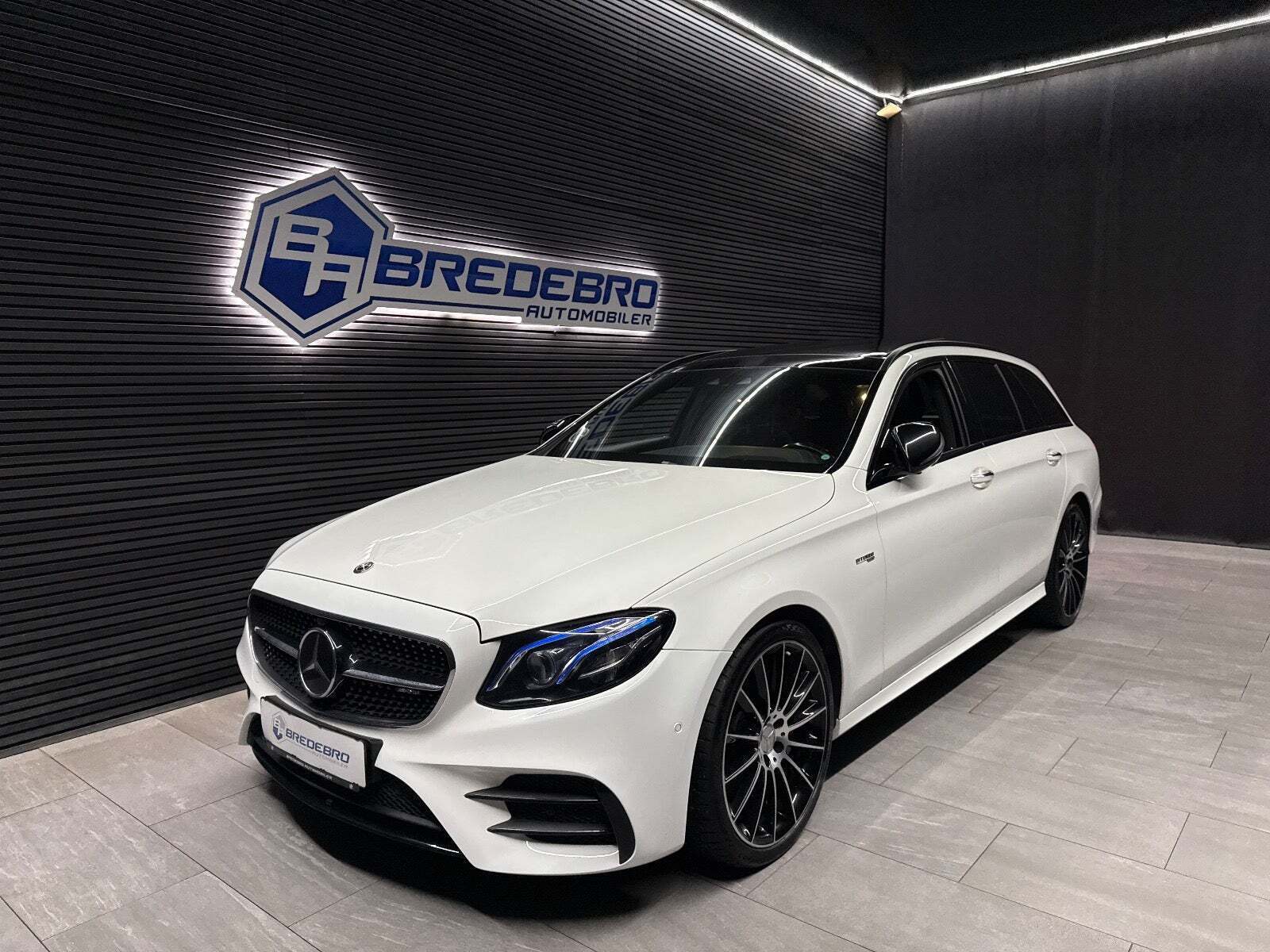 Mercedes E43 3,0 AMG stc. aut. 4Matic