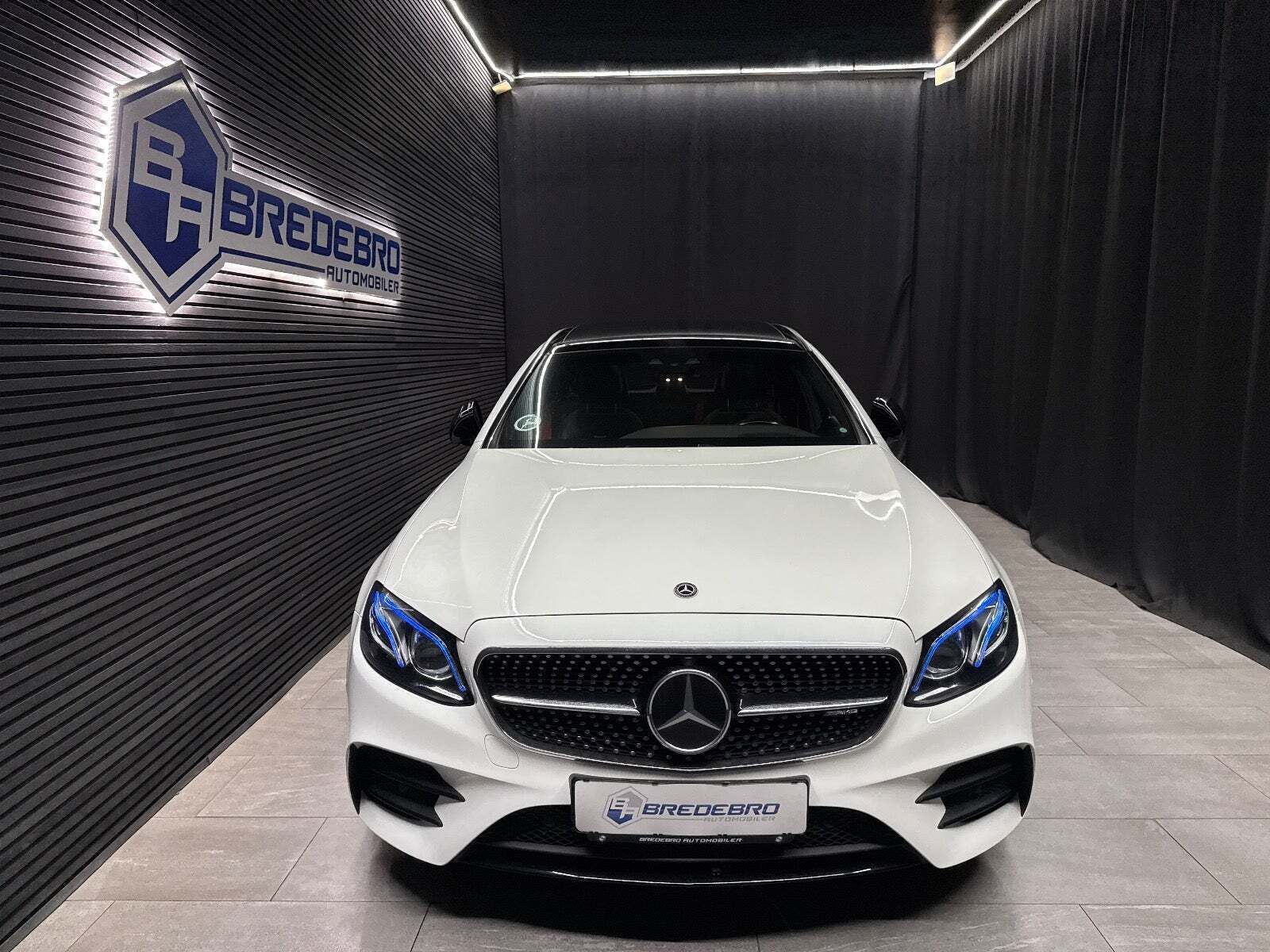 Mercedes E43 3,0 AMG stc. aut. 4Matic