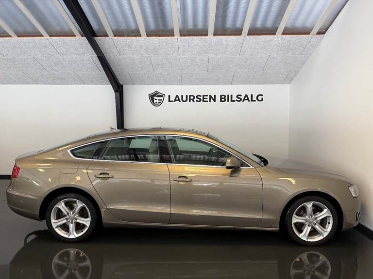 Audi A5 2,0 TDi 143 Sportback Multitr.