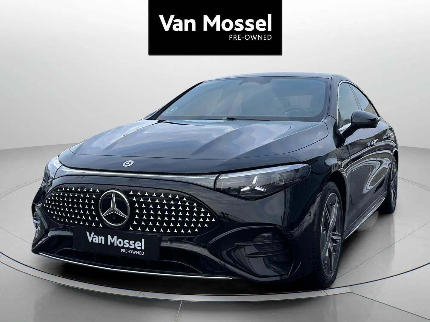 Sort Mercedes CLA250+ fra 2026