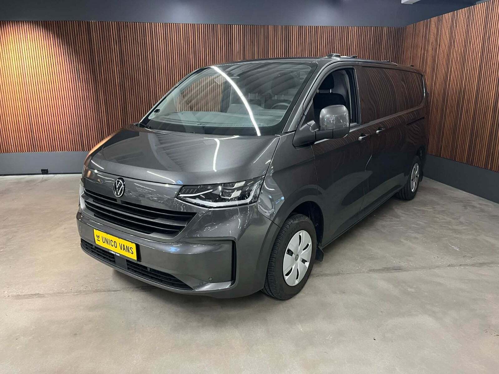 VW e-Transporter Comfort Kassevogn LWB