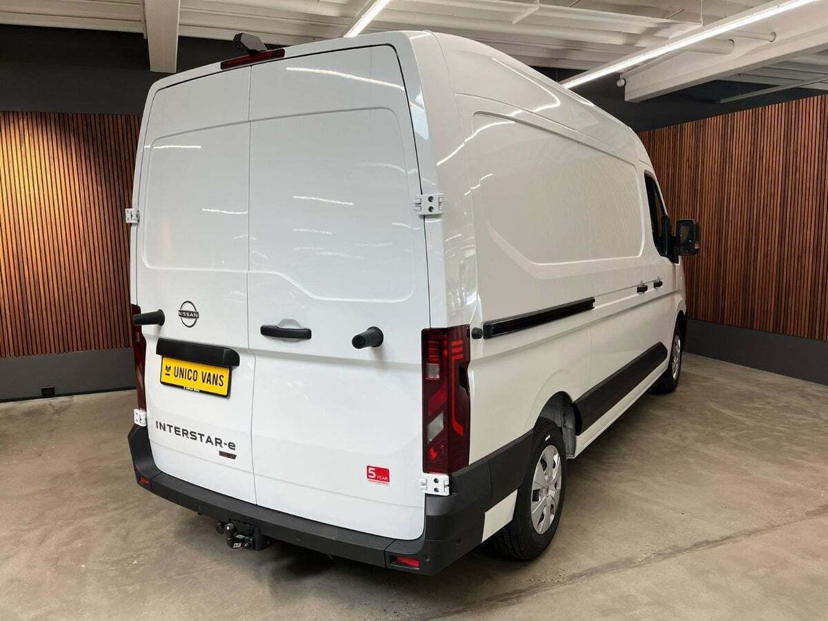 Nissan Interstar 87 L2H2 Tekna