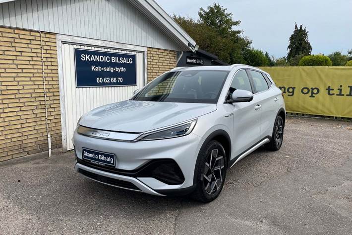 Hvid BYD Atto 3 fra 2022 set udefra