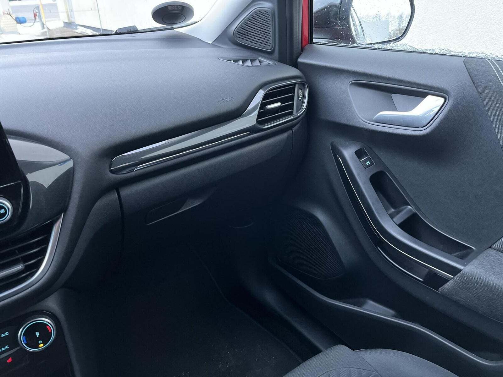 Rød Ford Puma fra 2021