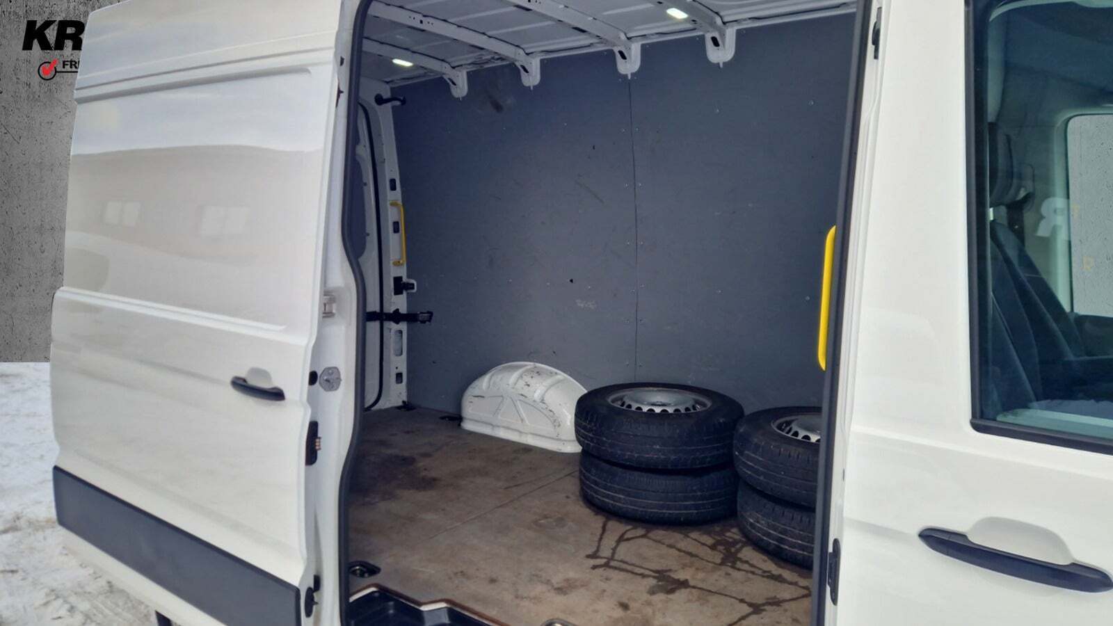 Hvid VW Crafter 35 fra 2023