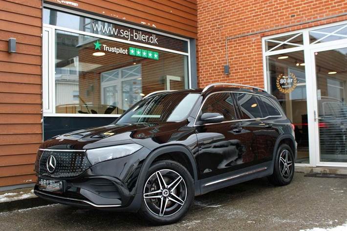 Sort Mercedes EQB350 fra 2024