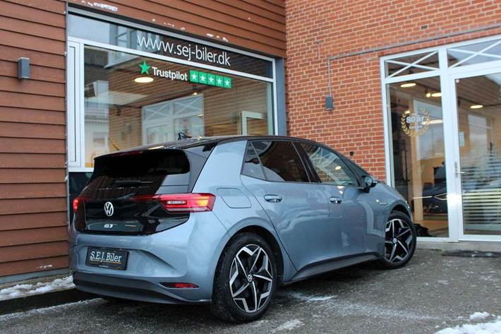 Blå VW ID.3 fra 2021