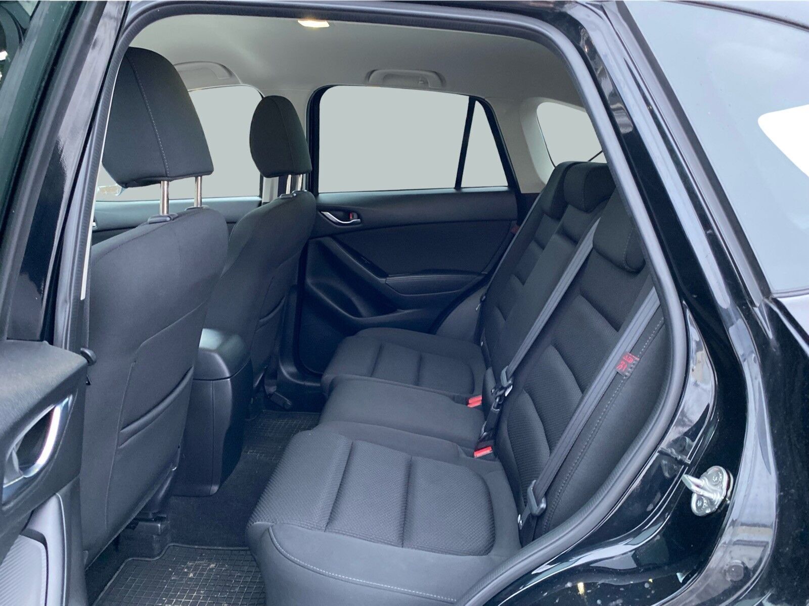 Sort Mazda CX-5 fra 2016