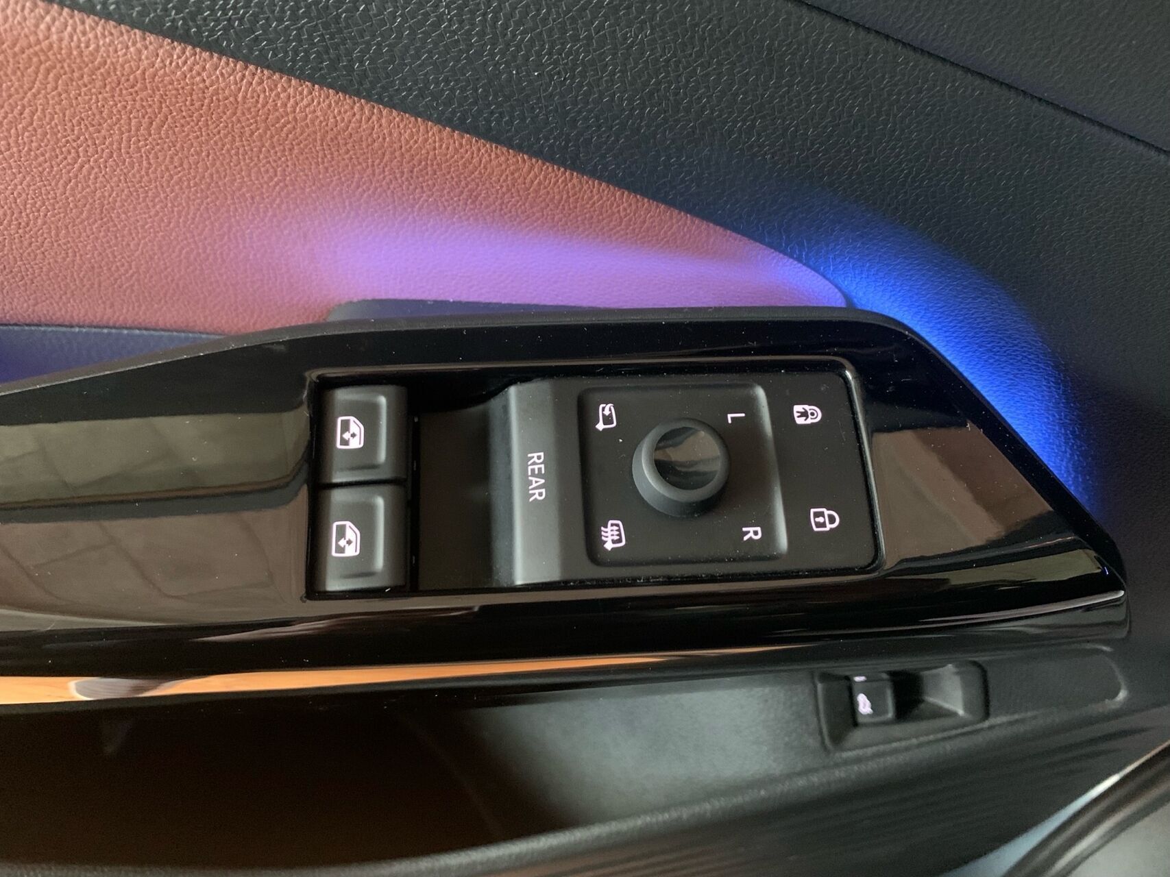 Blå VW ID.4 fra 2022