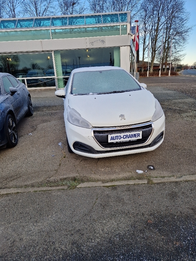 Peugeot 208 1,6 BlueHDi Envy 100HK 5d