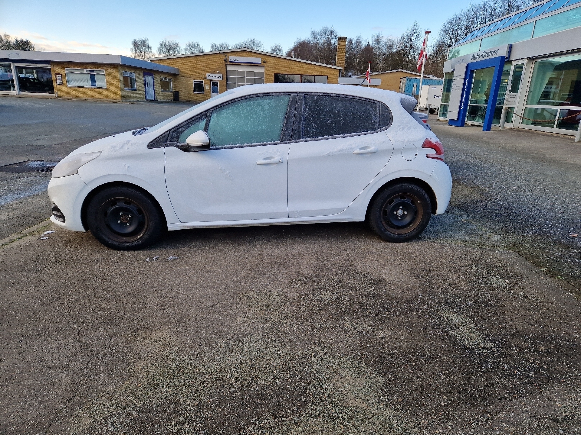 Peugeot 208 1,6 BlueHDi Envy 100HK 5d