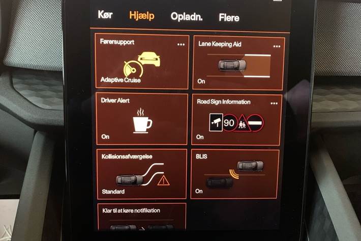 Blå Polestar 2 fra 2023