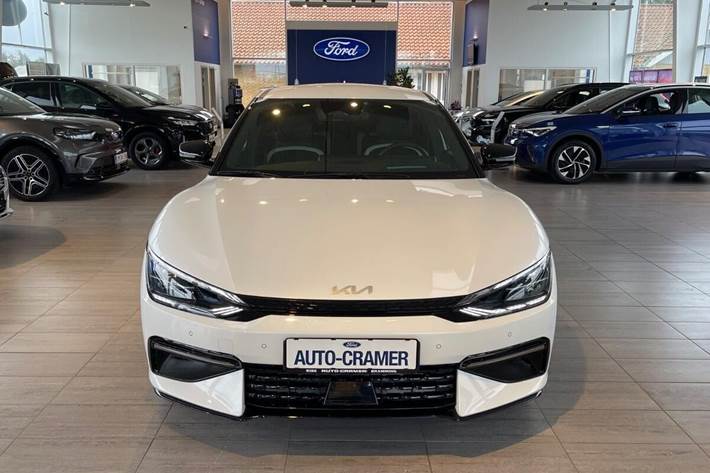 Hvid Kia EV6 fra 2024