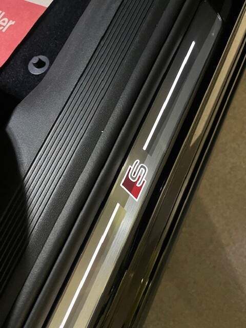 Sort Audi Q4 e-tron fra 2024