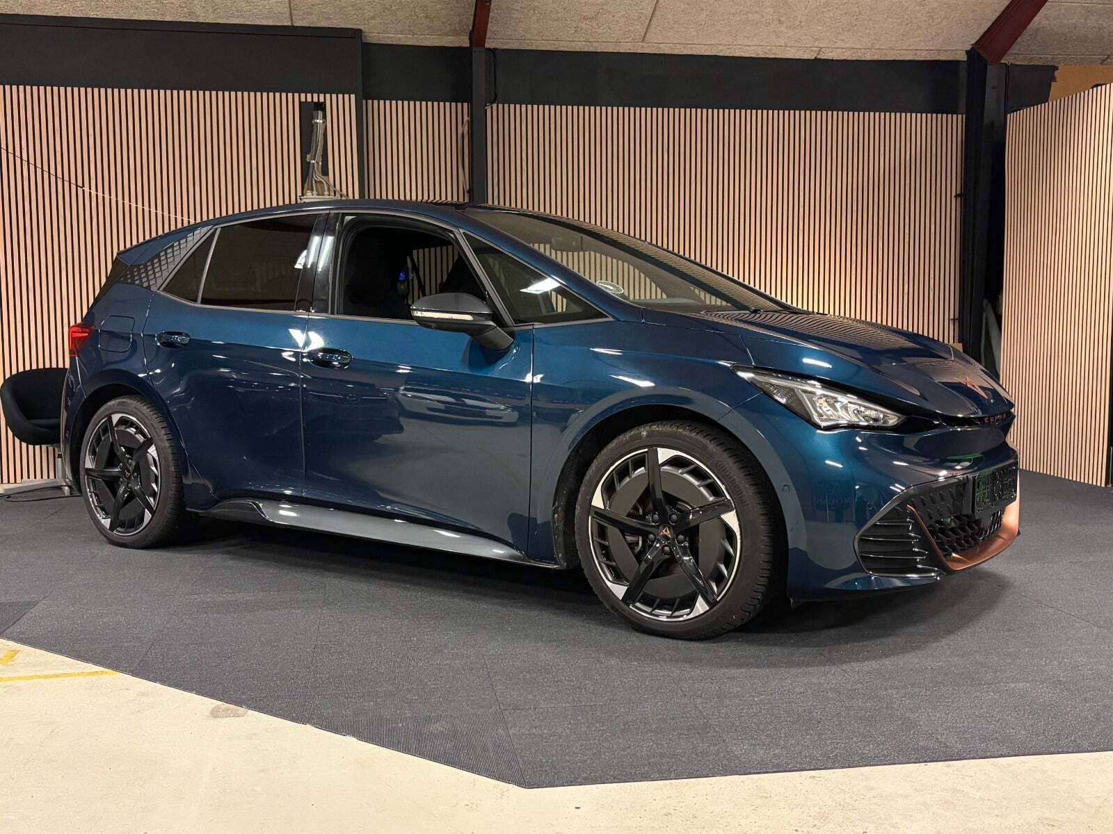 Cupra Born 77 Pasión