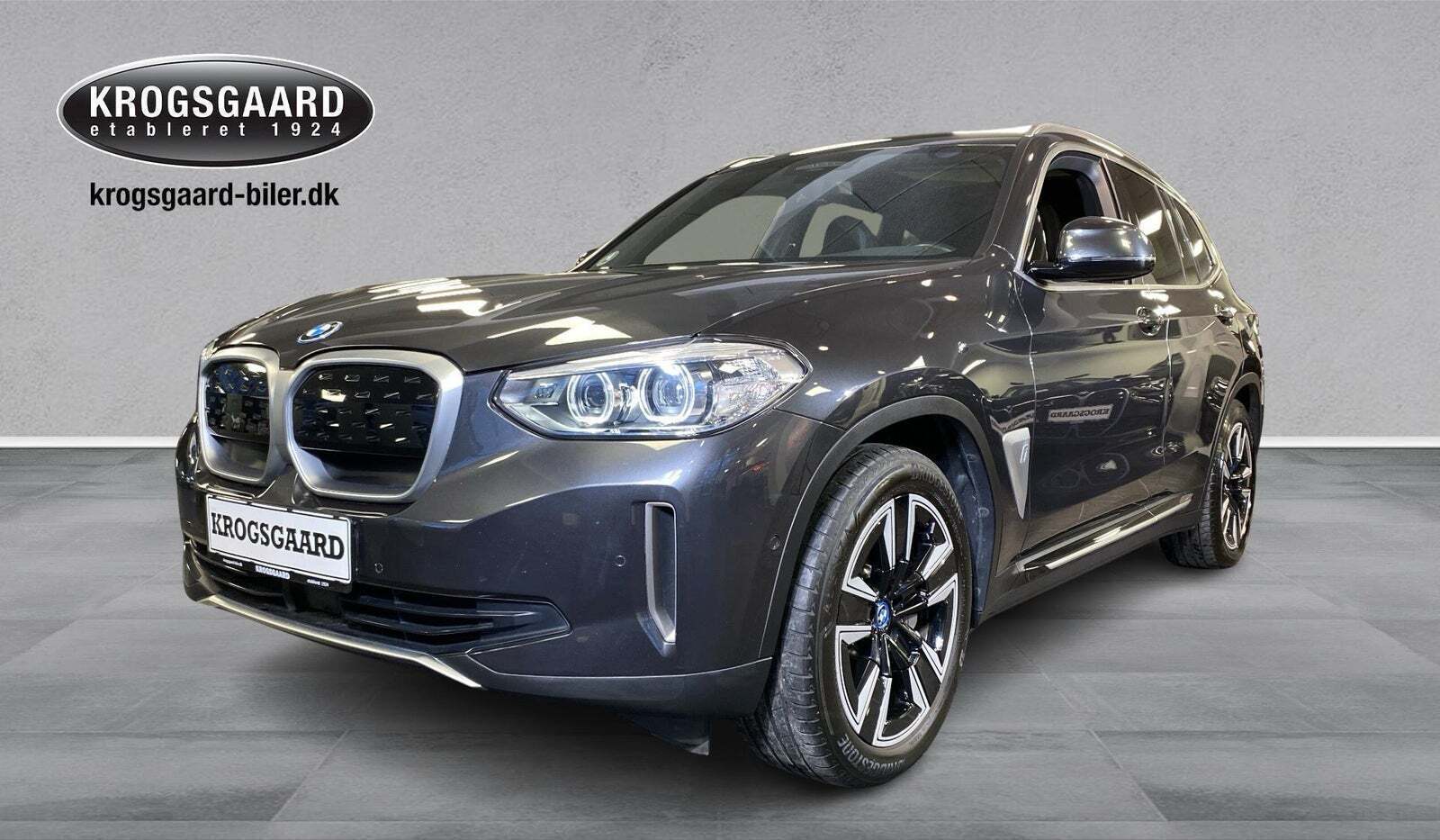 BMW iX3 Charged Plus