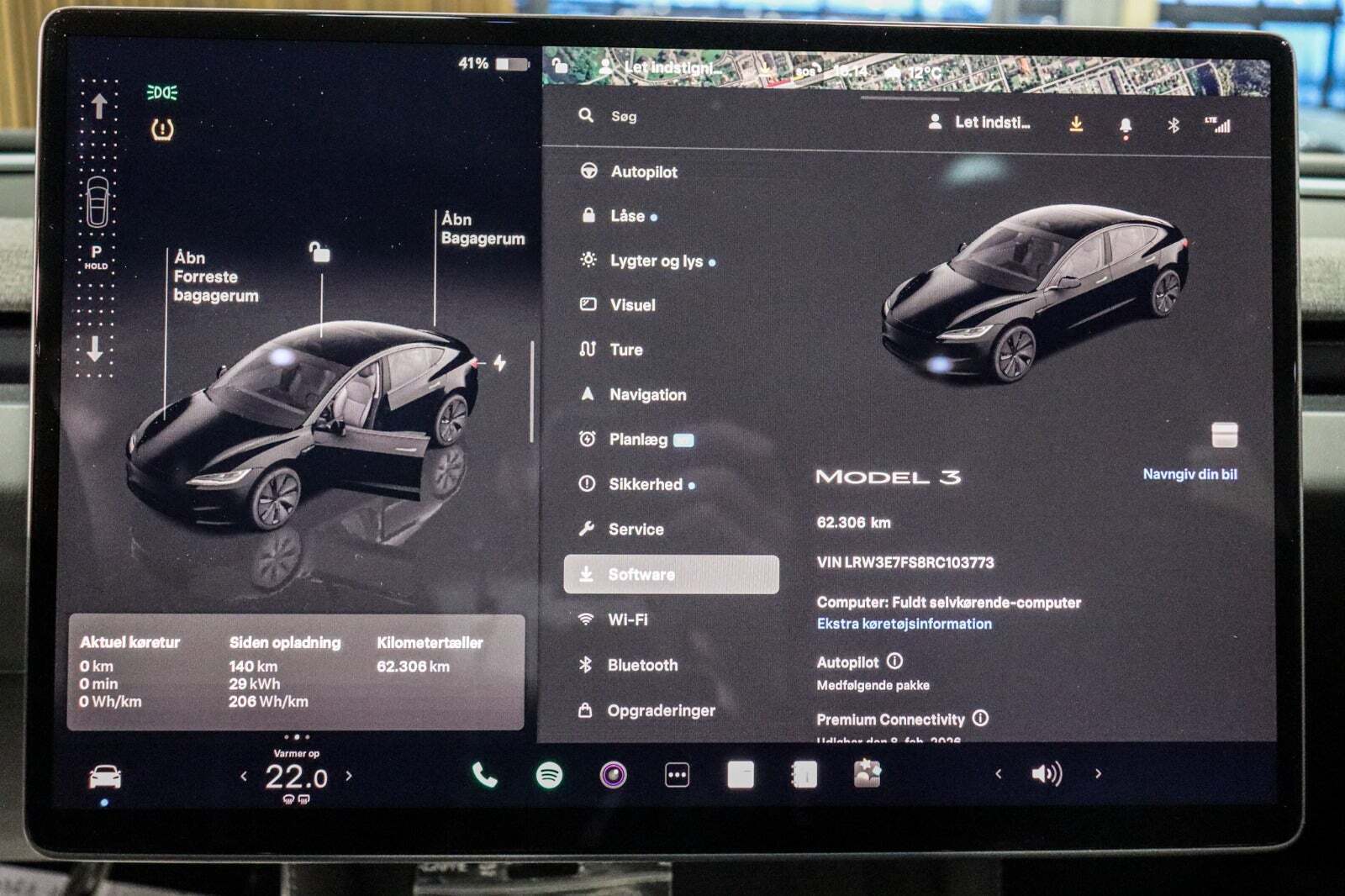 Sort Tesla Model 3 fra 2024