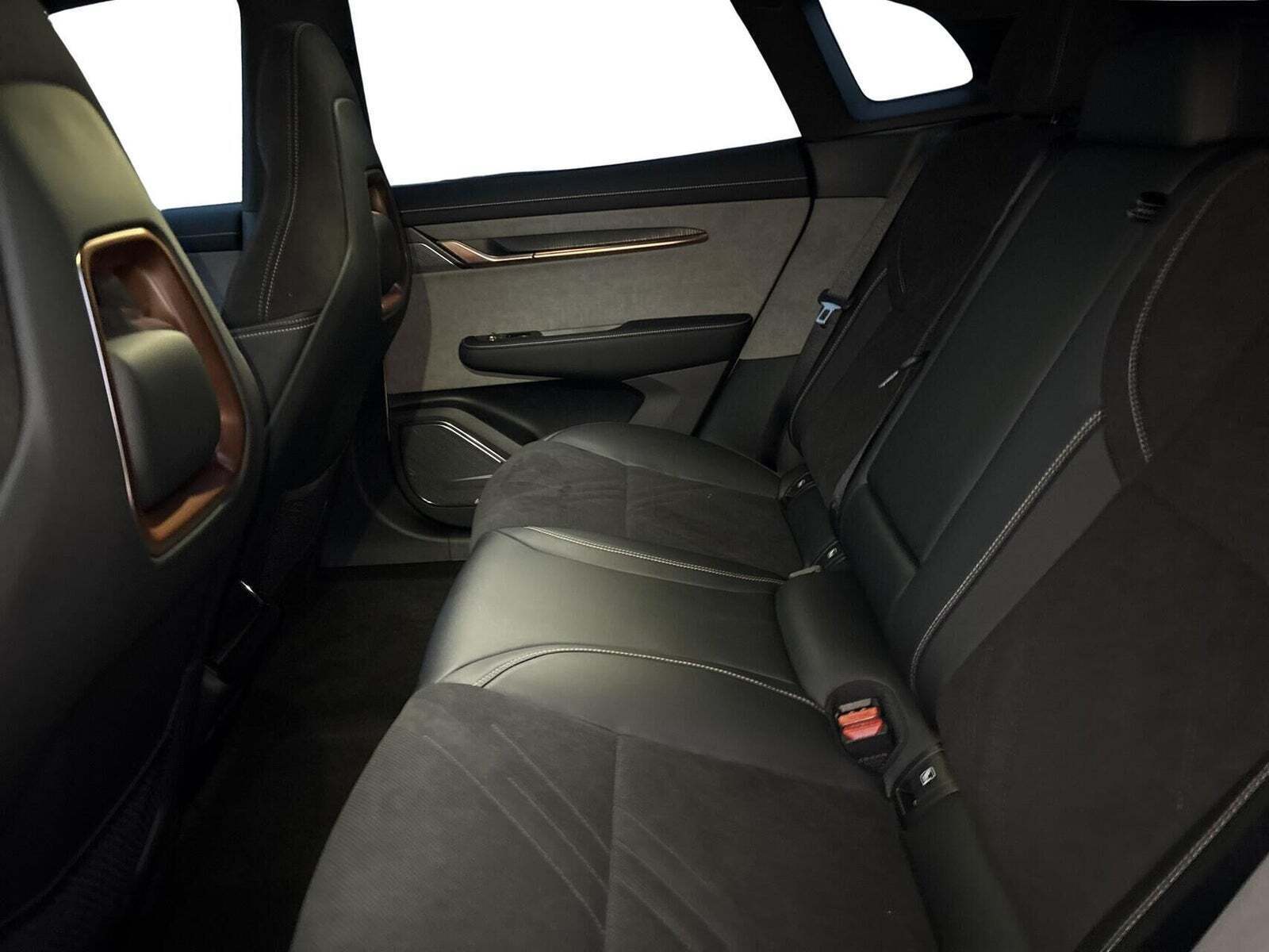 Zeekr 001 Long Range RWD